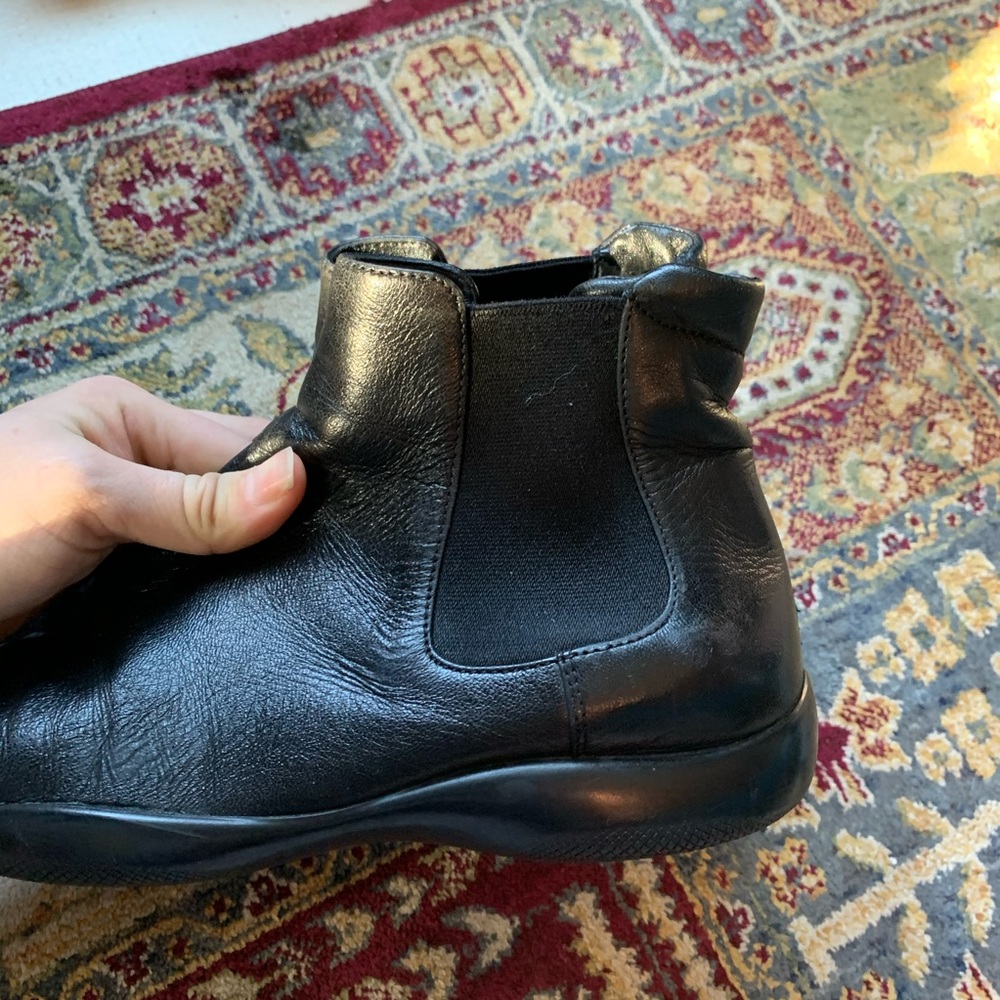 90’s Prada Chelsea Boots - Picture 3 of 6